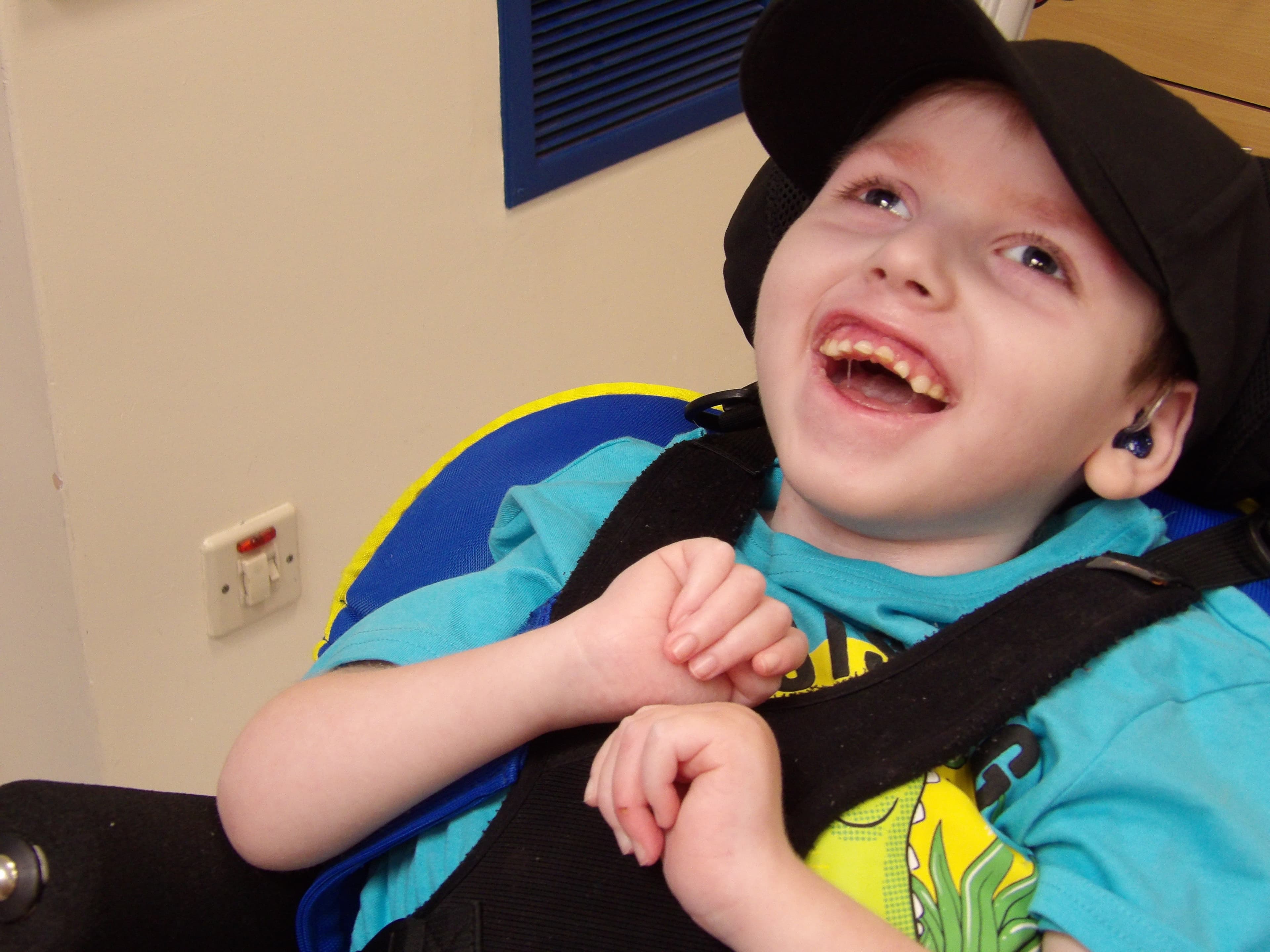 Music therapy outpatient session with young child